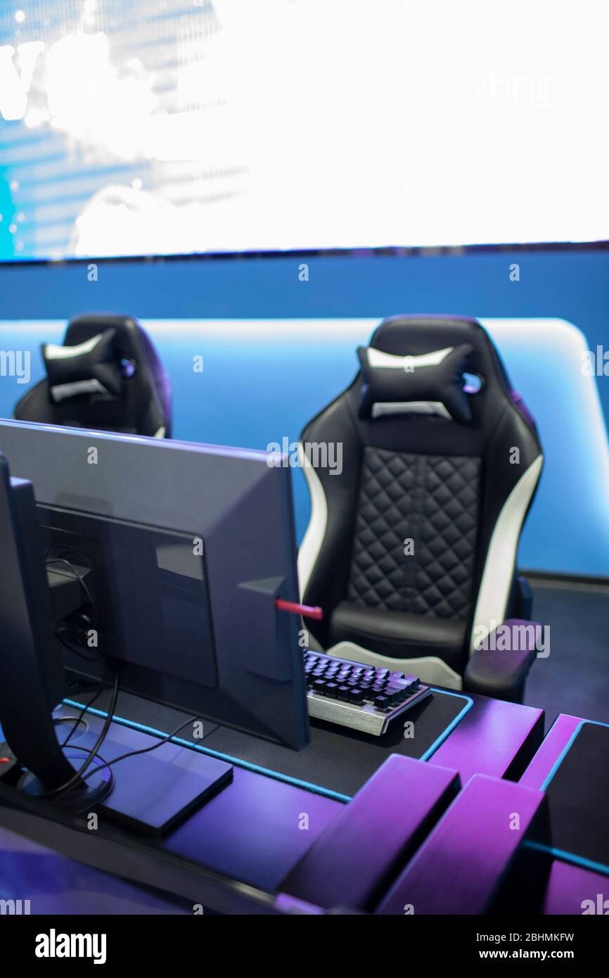 Mobile Gaming in Malaysia: The Ultimate 2026 Guide - esports illustration